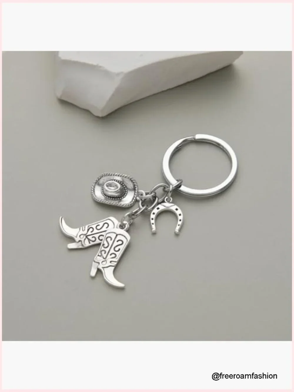 20 Pcs Western Cowgirl Horseshoe Keychain Set